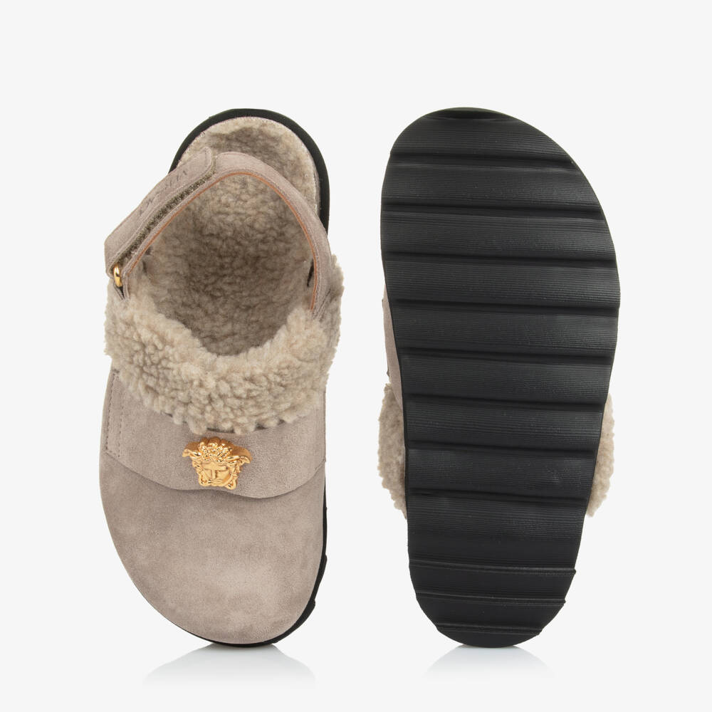 Versace-Бежевые замшевые туфли для девочек | Childrensalon Outlet