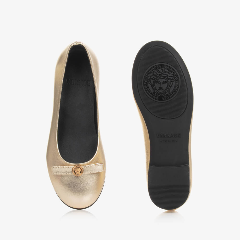 Versace-Золотистые туфли-лодочки Medusa из кожи для девочек | Childrensalon Outlet