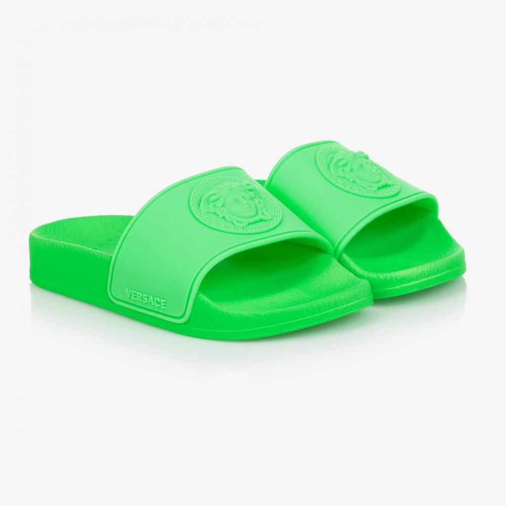 Licuar Construir sobre panorama Versace - Chanclas verdes con Medusa | Childrensalon Outlet