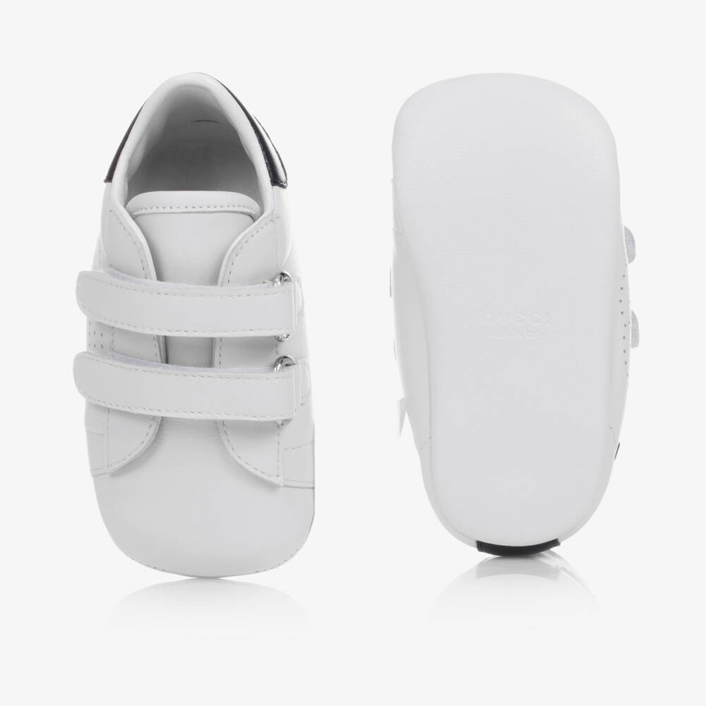 Gucci-White Leather Baby Trainers With Navy Blue Heels | Childrensalon Outlet