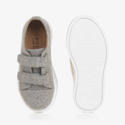 ايج اوف انوسنس-حذاء رياضي بشريط لاصق جلد لون رمادي للأولاد | Childrensalon Outlet