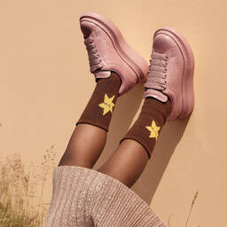 Alexander McQueen-Pink Oversized Trainers | Childrensalon Outlet