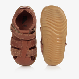 Bobux Совершенствуйтесь-Коричневые кожаные сандалии для малышей | Childrensalon Outlet