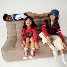 Burberry-حذاء رياضي عالي من الجبردين الأحمر للأولاد | Childrensalon Outlet