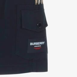 Burberry-شورت كارجو أنيق للأولاد باللون الأزرق الداكن | Childrensalon Outlet