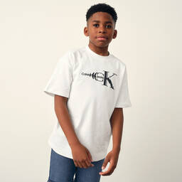 Calvin Klein Jeans-Teen Boys White Cotton Logo T-Shirt | Childrensalon Outlet