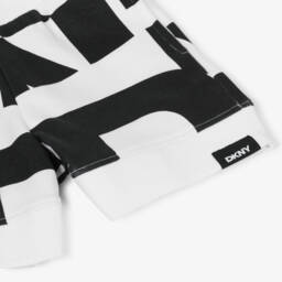 DKNY-شورت قطن للأولاد بطبعة أحادية اللون | Childrensalon Outlet