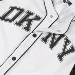 DKNY-Бейсбольная футболка с белыми рукавами для мальчиков | Childrensalon Outlet