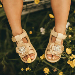 Donsje-Baby Girls Beige Leather Pre-Walker Sandals | Childrensalon Outlet