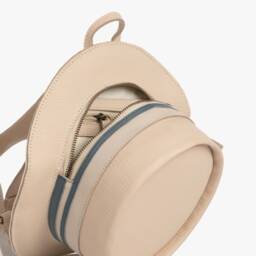 Donsje-Girls Cream Leather Hat Shape Backpack | Childrensalon Outlet