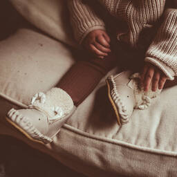 Donsje-Светло-серые кожаные сапожки в виде головы барашка | Childrensalon Outlet