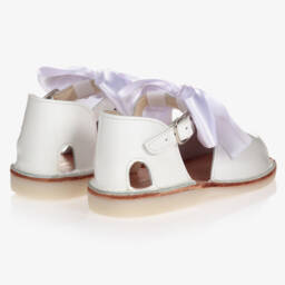 Early Days-Girls' Gleaming Leather Bow Sandals | Childrensalon Outlet