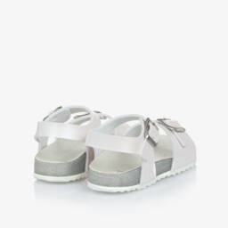 Geox-صنادل عاجية للبنات بتصميم إبزيم زائف | Childrensalon Outlet