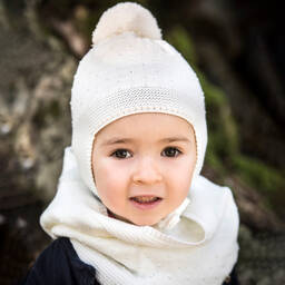 Gorros Navarro-Ivory Knitted Hat & Snood Set | Childrensalon Outlet