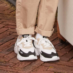 HUGO-Boys Mesh Trainers in White & Black | Childrensalon Outlet
