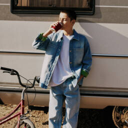 هيوغو-بلوزة جينز زرقاء واسعة للبنات | Childrensalon Outlet