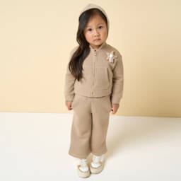 iDO Baby-بدلة رياضية بنجمة لون بيج للبنات | Childrensalon Outlet