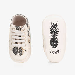 آي كيه كيه إس-Baby Girls Ivory Pineapple Pre-Walkers | Childrensalon Outlet