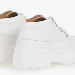 جاكموس-بوت بطول الكاحل بأربطة جلد لون أبيض | Childrensalon Outlet