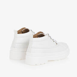 جاكموس-بوت بطول الكاحل بأربطة جلد لون أبيض | Childrensalon Outlet