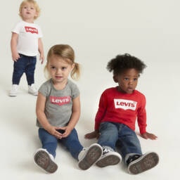 Levi's-Boys Red Logo Cotton Pullover | Childrensalon Outlet