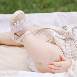 مايورال Newborn-حذاء إسبادريل بيج من الكتان للبنات | Childrensalon Outlet