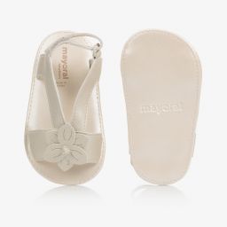 Mayoral Для новорожденных-Золотистые сандалии | Childrensalon Outlet