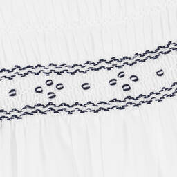 Sarah Louise-Белое платье со сборками ручной работы и чепчик из хлопка | Childrensalon Outlet