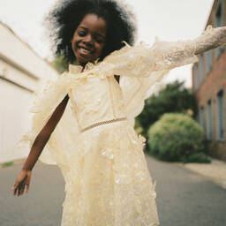 Self-Portrait-Желтый кейп из органзы для девочек | Childrensalon Outlet