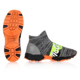 Stella McCartney Kids-ترينرز جوارب ستريتش لون رمادي للأولاد | Childrensalon Outlet