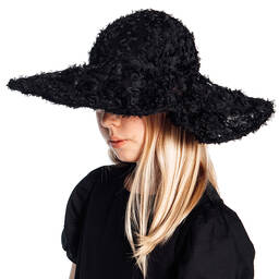 The Tiny Universe-قبعة للشمس تول لون أسود مطرز بورود للبنات | Childrensalon Outlet