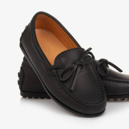 Tod's-حذاء لوفر جلد أسود للأولاد مع فيونكة | Childrensalon Outlet