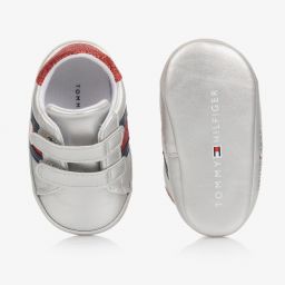 Tommy Hilfiger-ترينرز جلد صناعي لون فضي لمرحلة قبل المشي للمولودات | Childrensalon Outlet