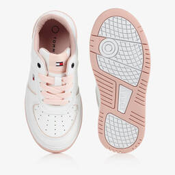 Tommy Hilfiger-ترينرز بأربطة تينز بناتي جلد صناعي لون أبيض | Childrensalon Outlet