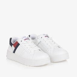 Tommy Hilfiger-ترينرز بأربطة جلد صناعي لون أبيض | Childrensalon Outlet