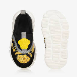 Versace-ترينرز شامواه لون أسود وذهبي بطبعة باروك | Childrensalon Outlet
