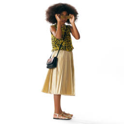 Versace-بلوزة بطبعة باروك حرير لون ذهبي وأسود | Childrensalon Outlet