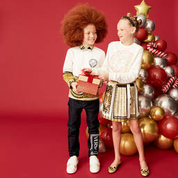 Versace-ترينرز باروك تينز جلد لون أبيض وذهبي | Childrensalon Outlet