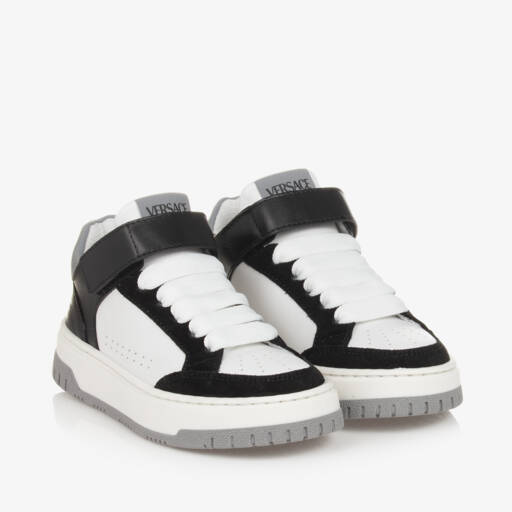 Versace-حذاء رياضي جلد لون أبيض وأسود للأولاد | Childrensalon Outlet