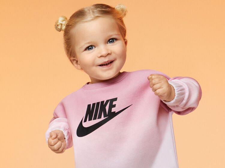 white and red nike 97